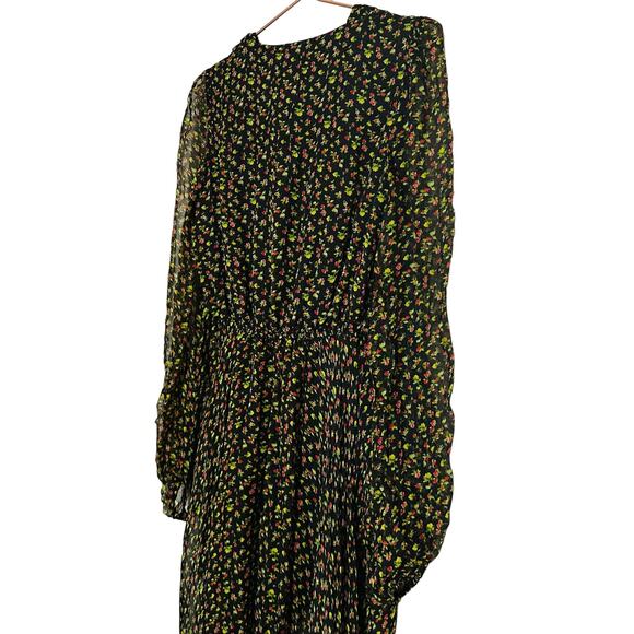 Caroline Constas Vivian Winter Rose 100% Silk V-Neck Ruffles Gown Size Small - Picture 16 of 16